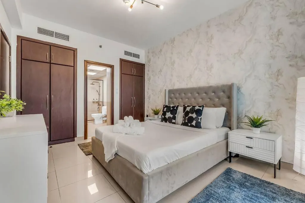 Apartment Waves - Comfortable 1Br Getaway In Jvc With Park Views Dubai United Arab Emirates